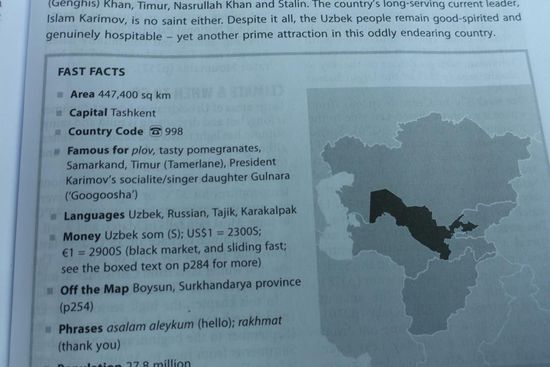 Grenze Kirgisien/Usbekistan
15. 9.2014, Tag 124; 23480 km
frühere Republik der Sowjetunion; im August 1991 erklärte der jetzt noch amtierende Präsident, Islam Karimov, Usbekistan für unabhängig