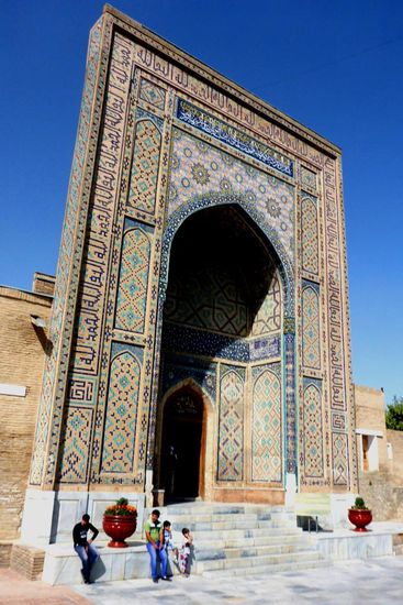 Eingang zur "Straße der Mausoleen", ein weiterer Glanzpunkt in Samarkand