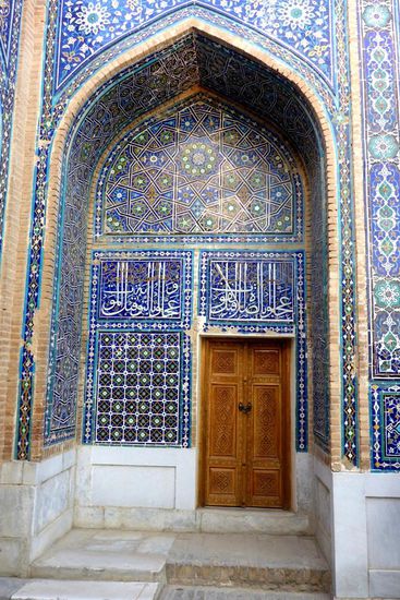 "Man sieht nur, was man weiß, aber was weiß man und wann?
Wahrnehmen ist Wiedererkennen, Wiederentdecken heißt Wiederfinden, so ähnlich hat sich Freud geäußert ...