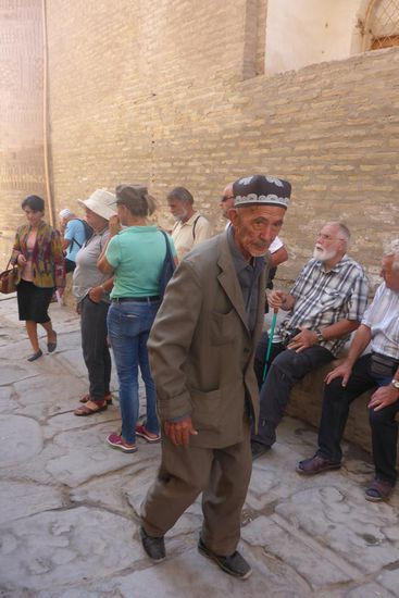 Was denkt er über die vielen Touristen?