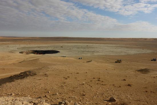 Im Camp am Gaskrater ...