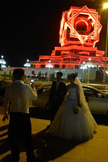 ... wörtlich übersetzt "the city of love"