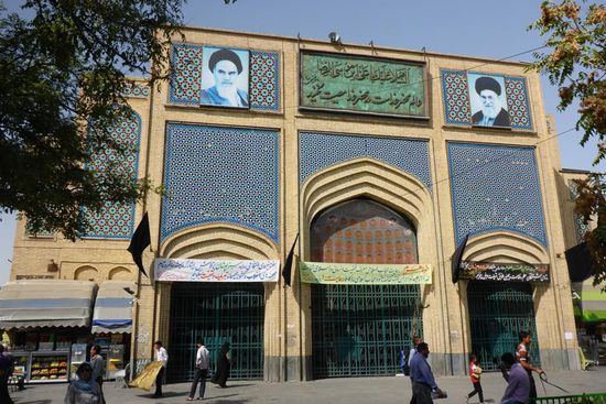 Die Ayatollahs sind allgegenwärtig