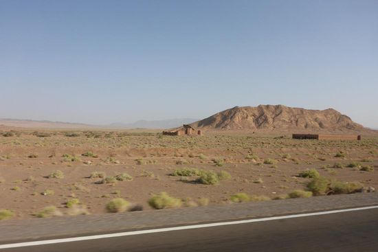 eine der zahlreichen Karawansereien an der Seidenstraße ...