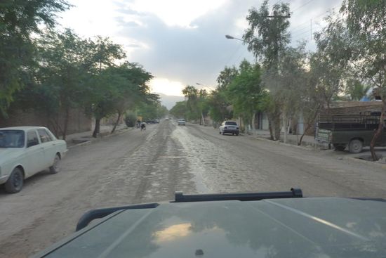 ... die Wüstenstadt Shadad, 110 km nordöstlich von Kerman ...