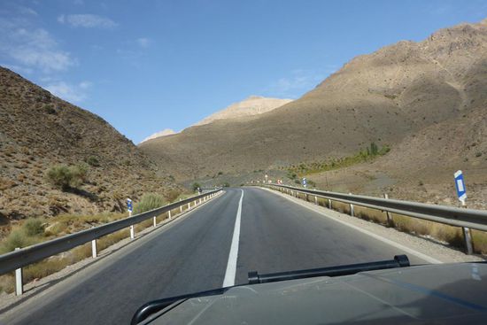 ... durchs Gebirge, höchster Pass 2667 m üNN