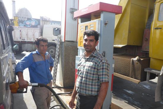 ... und sehr freundlicher Bedienung,
übrigens, Diesel tanken außer uns nur LKW