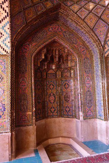 ... Wandgestaltung ...