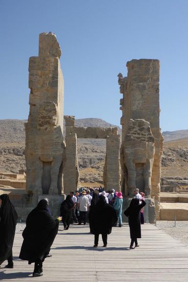 ... in seiner Blütezeit (500 v. Chr.) erstreckte sich das achämenidische Weltreich von Ägypten bis Indien