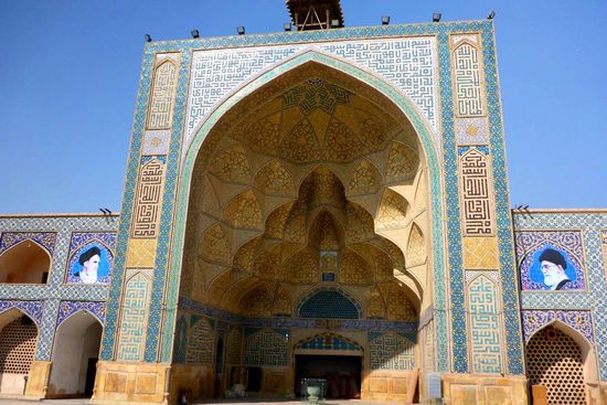 ... der Westiwan, Anfang 18. Jh.,
vom Dach rief der Muezzin zum Gebet