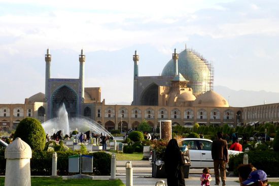 ... die Imam-Moschee, 
ein Meisterwerk islamischer Baukunst ...