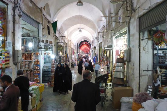 ... nach dem Erdbeben 1778 wieder errichtet ...