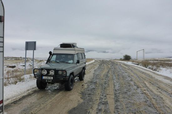 Winereinbruch über Nacht,
vor etwa 10 Tagen badeten wir im Persischen Golf
Wassertemperatur 32 Grad Celsius