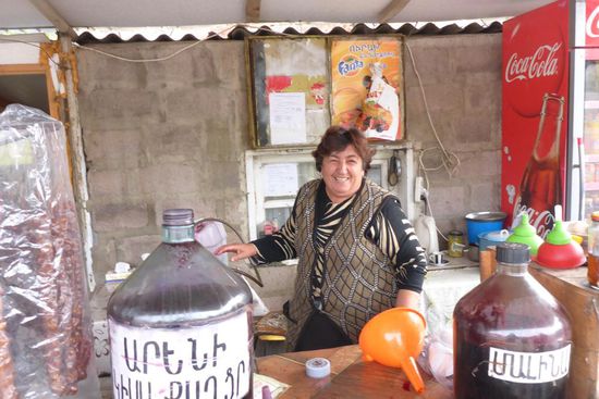 nach der iranischen Abstinenz:
Rotwein in Plastikbomben