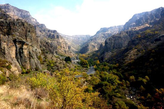das Geghard-Kloster,
UNESCO-Weltkulturerbe seit 2000 ...