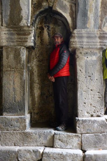 ... die Studierenden standen sich in diesen Nieschen gegenüber und hörten mehr oder weniger aufmerksam zu ...