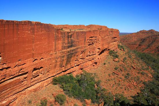 Der Kings Canyon, eine bemerkenswerte Schlucht mit wunderschoenen Aussichten.