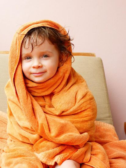 Nach gut 1,5 Stunden Pool ist unser kleiner Mönch überfällig für den Mittagsschlaf. Völlig kaputt und glücklich