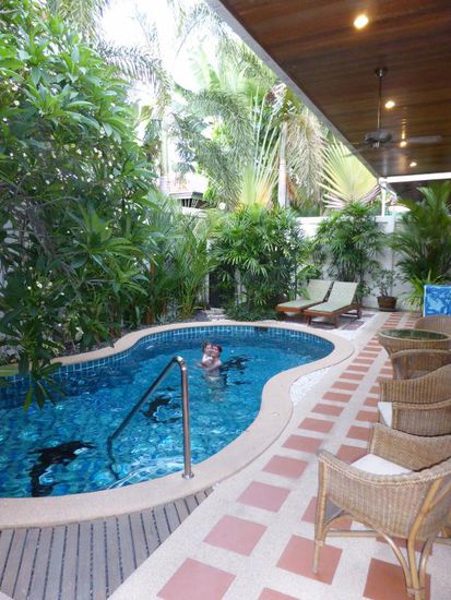 Endlich angekommen... Abkühlung im Pool