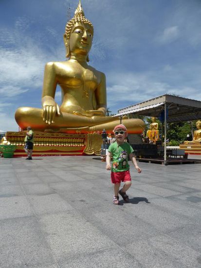 Elisa: Das is der Buddha!