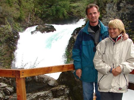 Im Parque Nacional Nahuel Huapi waren die cascada de los Alerces das Endziel unseres Tagesausfluges um die siete lagos.