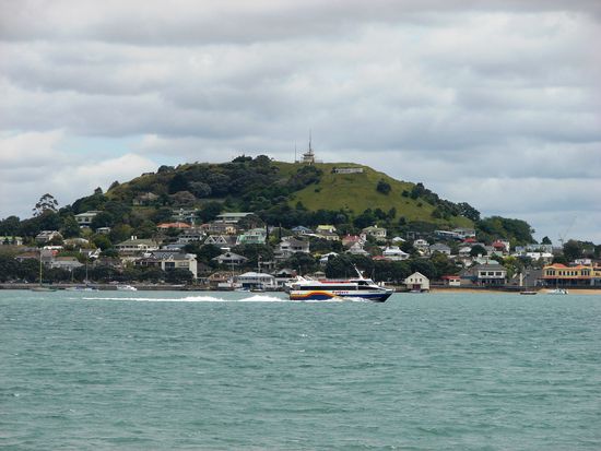 Viele der Huegel in und um Ackland sind erloschene Vulkane.