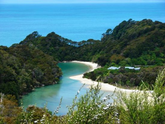 Lagune am Abel Tasman Coastal Track.