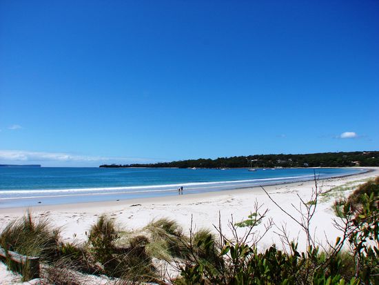Weisser Sandstrand in der Jervis Bay.