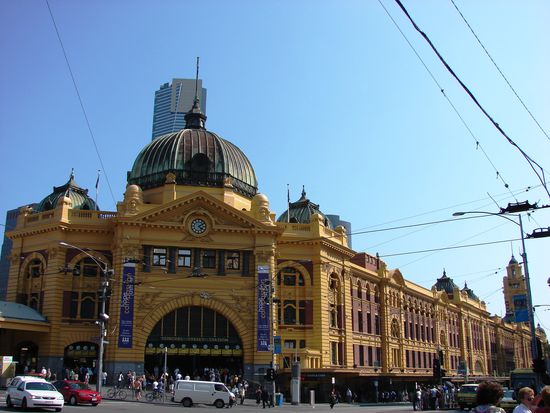 Der alte Bahnhof ist bis heute in Verwendung.