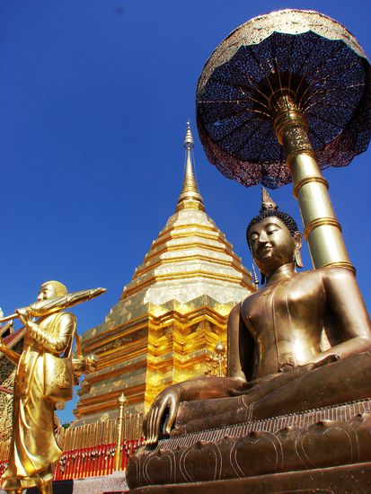 ... des Wat Doi Sutep ist ueberwaeltigend.