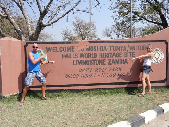 Ja Klar...nochmal 2x20 US Dollar Eintritt