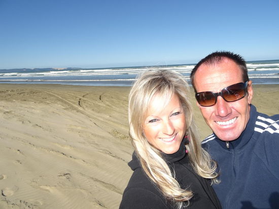 90 Mile Beach, der in Wirklichkeit nur 64 Meilen lang ist.