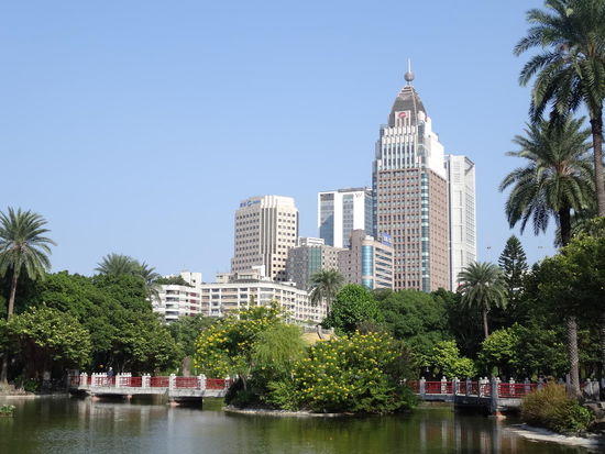 So gin ein schöner entspannter Tag zu Ende. und wir hatten einen positiveren Eindruck von Taipei bekommen