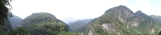 Taroko Gorge......hier kann man nach Lust und Laune verschiedene Trails bewandern.