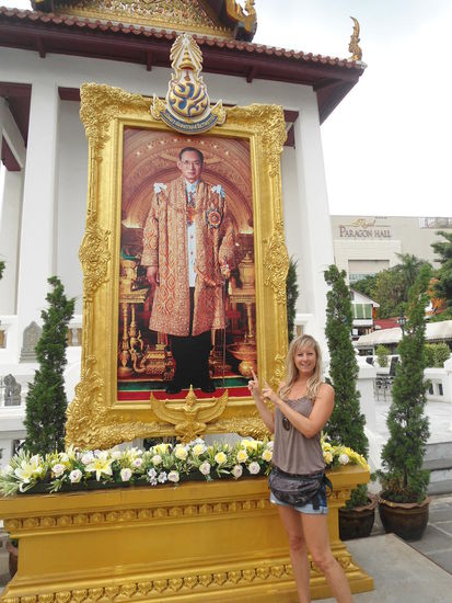 Der König von Thailand ist überall zu gegen.....