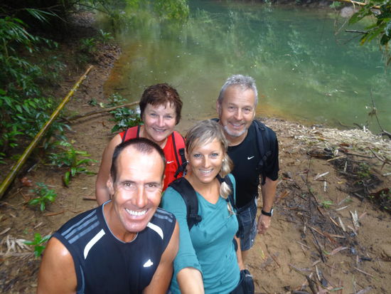 zum Glück wurden wir von Blutegeln verschont.....größte Sorge meiner Eltern ...dabei sind sie harmloser als Mücken ...