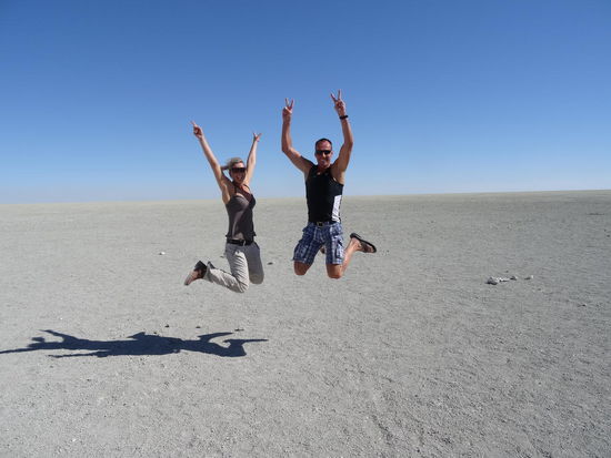 Die Etosha Pfanne.......weiter Blick ins NIX