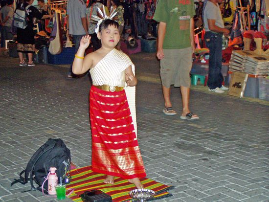 Chiang Mai - Loy Kratong,Kinderarbeit ????