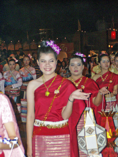 Chiang Mai - Loy Kratong,Umzug