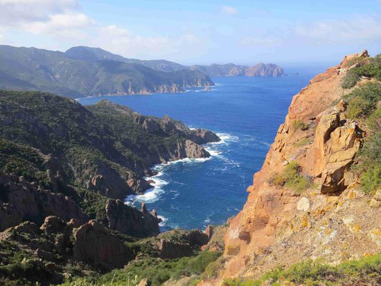 Blick in die Calanches Richtung Bucht von Porto