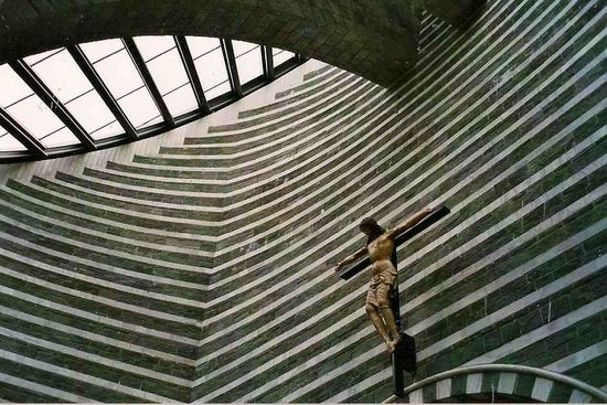 Marmor und Granit in der Botta-Kirche