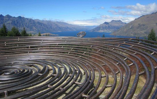 Queenstown Hill: "Te-tapu-nui" mit dem "basket of dreams"