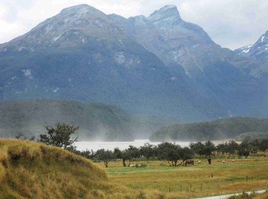 Lake Diamond mit Blick auf den Mount Aspiring Nationalpark