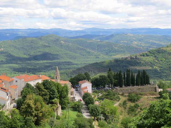 Die Unterstadt von Montuvan