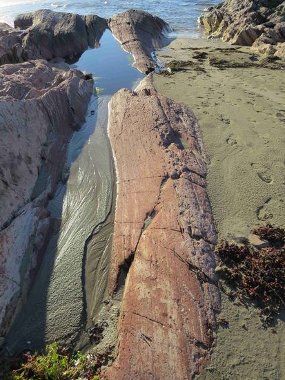 bizarre Küstenformationen