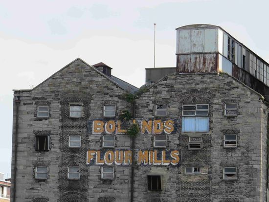 alte Mehl-Mühle am Hafen