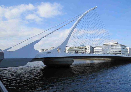 Samuel Beckett Bridge