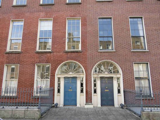 Klinkerbauten in der Merrion Street