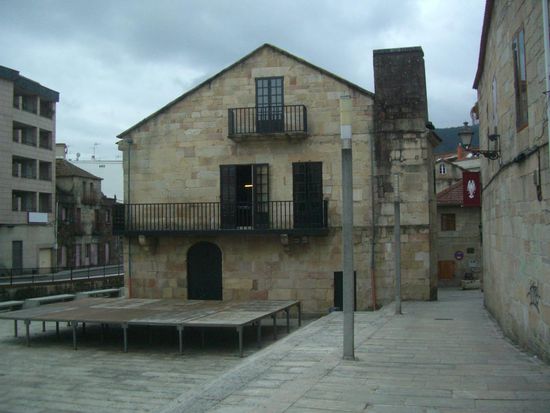 Die Herberge von Redondela. 40 Leute in einem Schlafsaal. Dank "Schlummertrunk" habe ich aber gut geschlafen. 