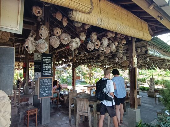 Zwischendurch einige nette Cafes...das hier war wirklich toll.